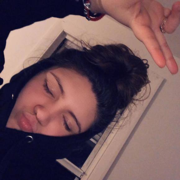 lizzie_x15
